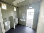 【中古】男性用トイレ　水洗式　温水洗浄便座付の写真3