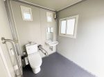 【中古】多機能トイレ　水洗式　ウォシュレット付の写真3