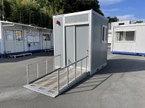 【中古】多機能トイレ　水洗式　ウォシュレット付の写真2