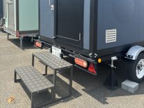 P0型トイレトレーラー　簡易水洗トイレ仕様　約2.6帖　の写真3