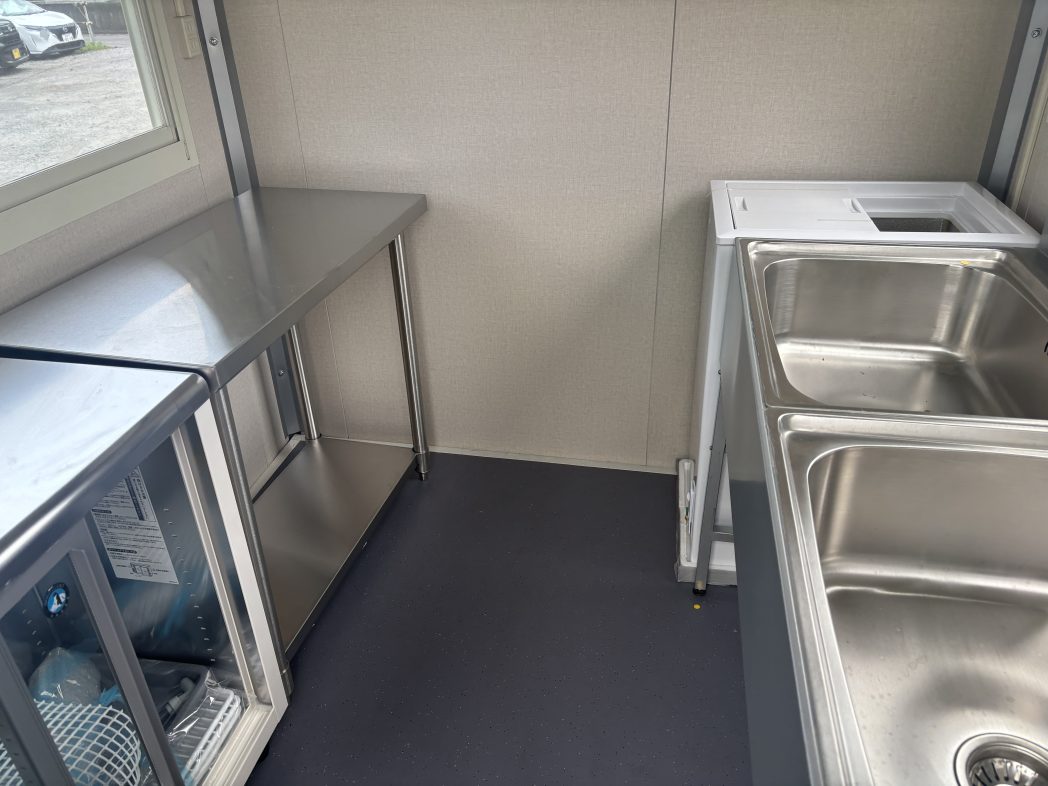 P0型トレーラーハウス　キッチンカー仕様　約2.6帖　の写真5