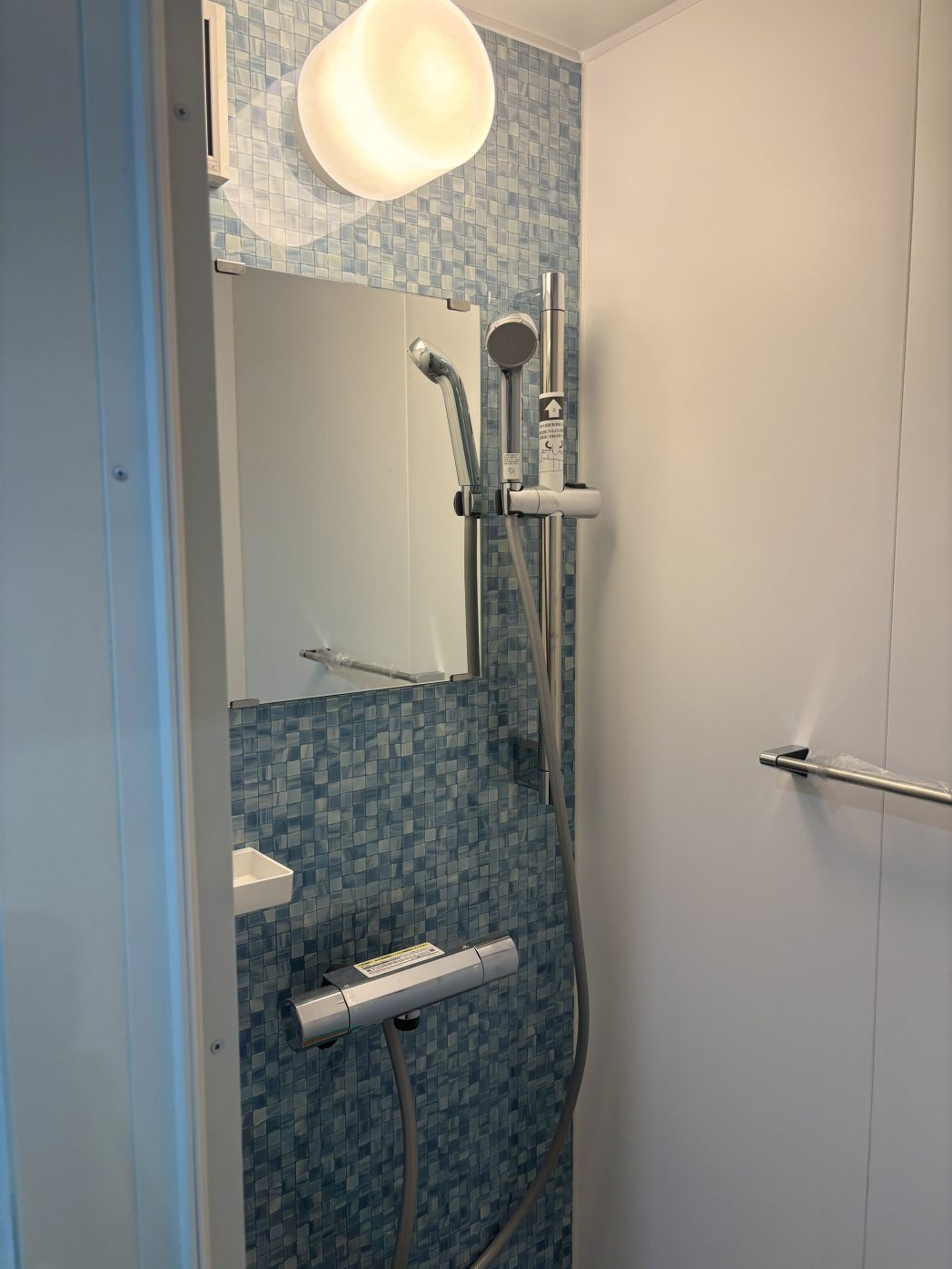 【新製品】36型トイレ&シャワートレーラー 2.5坪の写真6