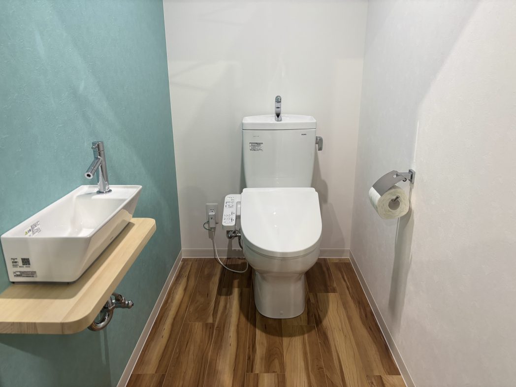 【新製品】36型トイレ&シャワートレーラー 2.5坪の写真3