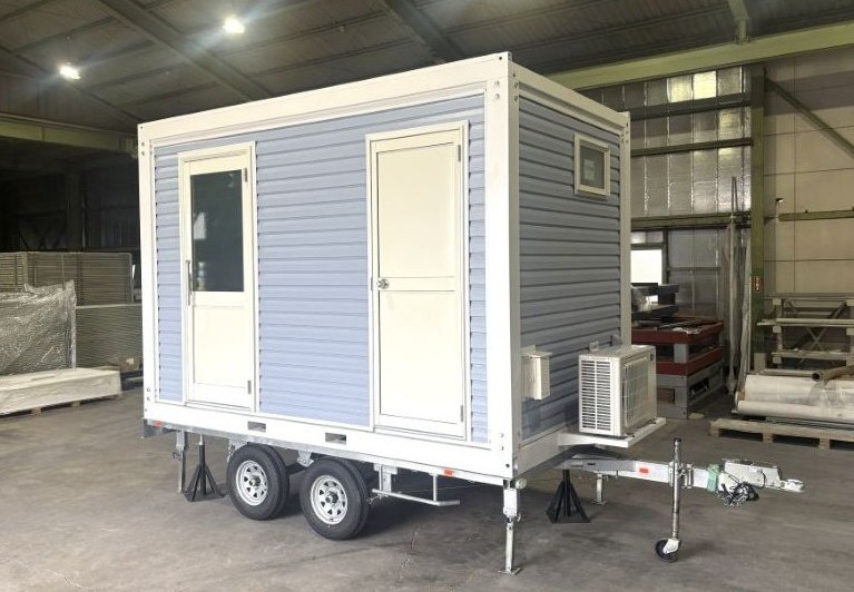 2.5坪トイレ＆シャワートレーラー