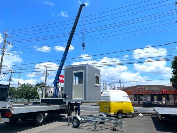 ユニック車を使用した搬入にも対応。設置条件に合わせた搬入方法をご提案します。